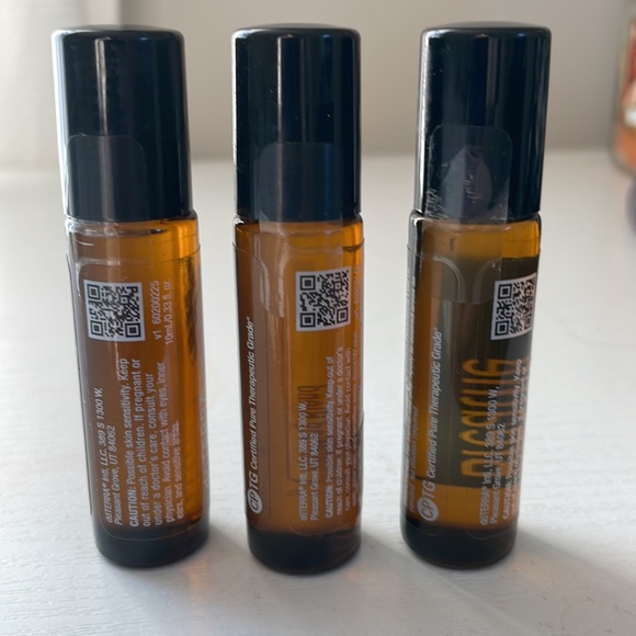 Essential Oils DoTERRA Roll on (3) Variety Pack NEW Unopened - Picture 2 of 4